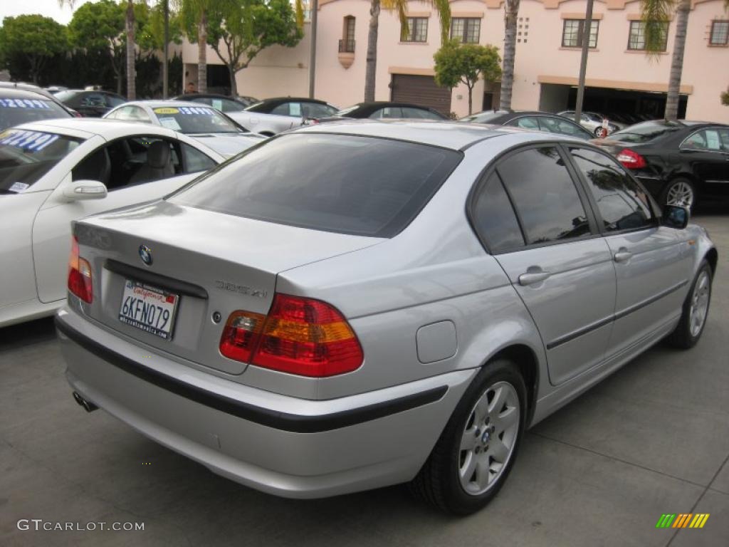 2003 3 Series 325xi Sedan - Titanium Silver Metallic / Grey photo #3