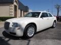 2007 Stone White Chrysler 300   photo #3