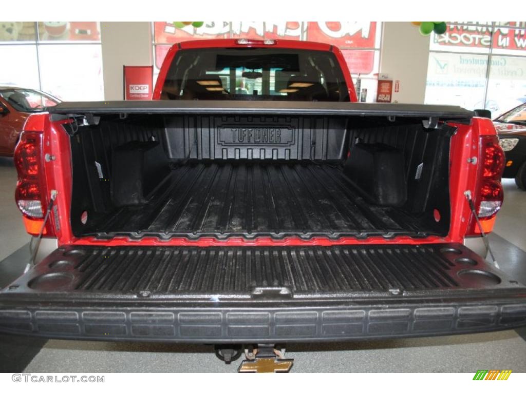 2003 Silverado 1500 LS Extended Cab - Victory Red / Dark Charcoal photo #26