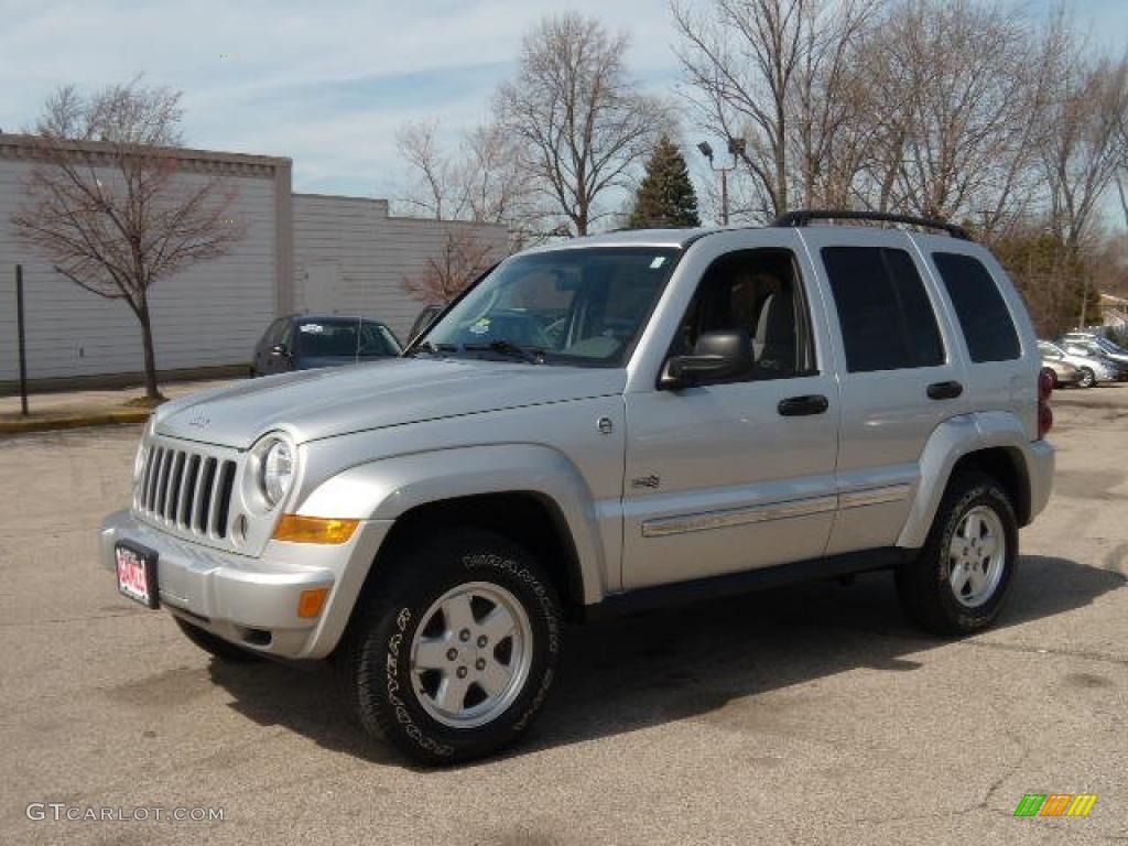 2006 Liberty Sport 4x4 - Bright Silver Metallic / Medium Slate Gray photo #1