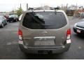 2006 Granite Metallic Nissan Pathfinder LE 4x4  photo #5