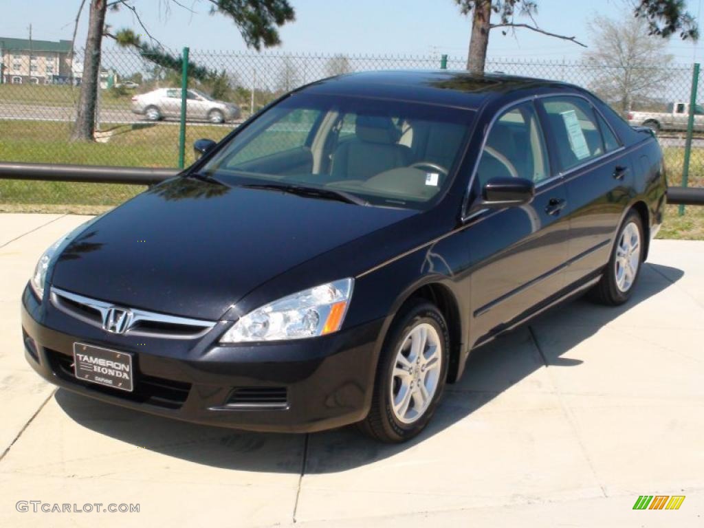2006 Accord EX-L Sedan - Nighthawk Black Pearl / Ivory photo #4