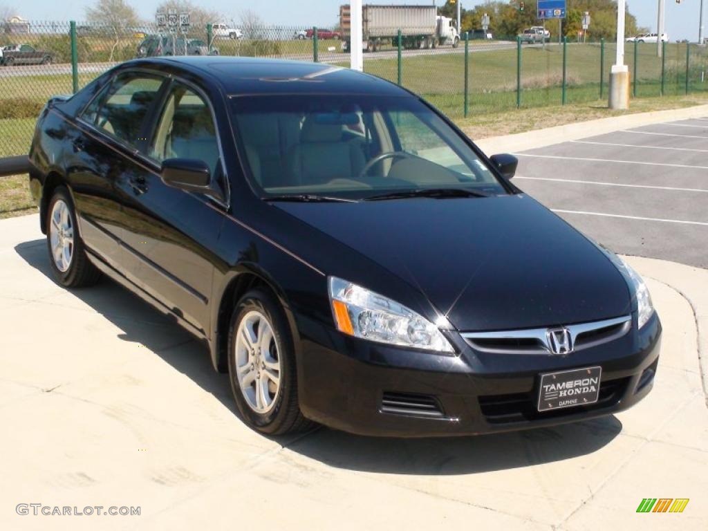 2006 Accord EX-L Sedan - Nighthawk Black Pearl / Ivory photo #6