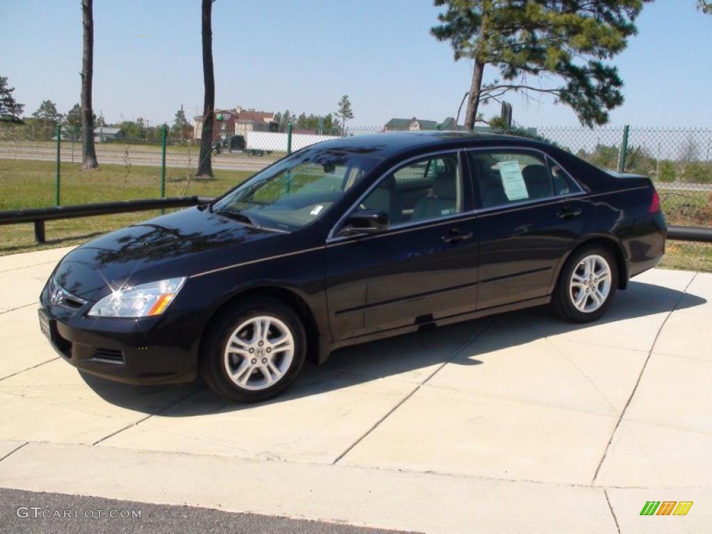 2006 Accord EX-L Sedan - Nighthawk Black Pearl / Ivory photo #16