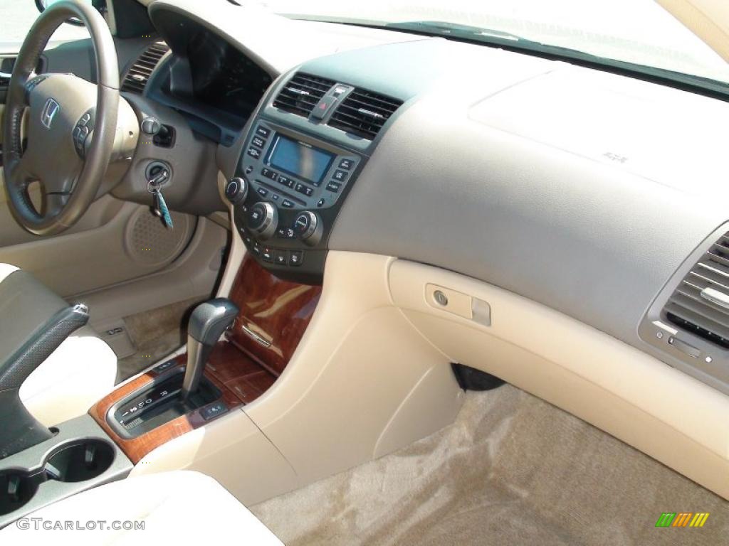 2006 Accord EX-L Sedan - Nighthawk Black Pearl / Ivory photo #27