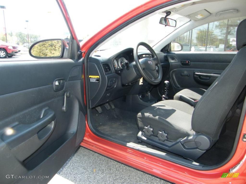 2007 Accent GS Coupe - Tango Red / Black photo #13