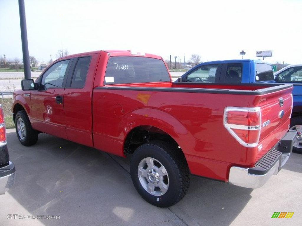 2010 F150 XLT SuperCab - Vermillion Red / Medium Stone photo #3