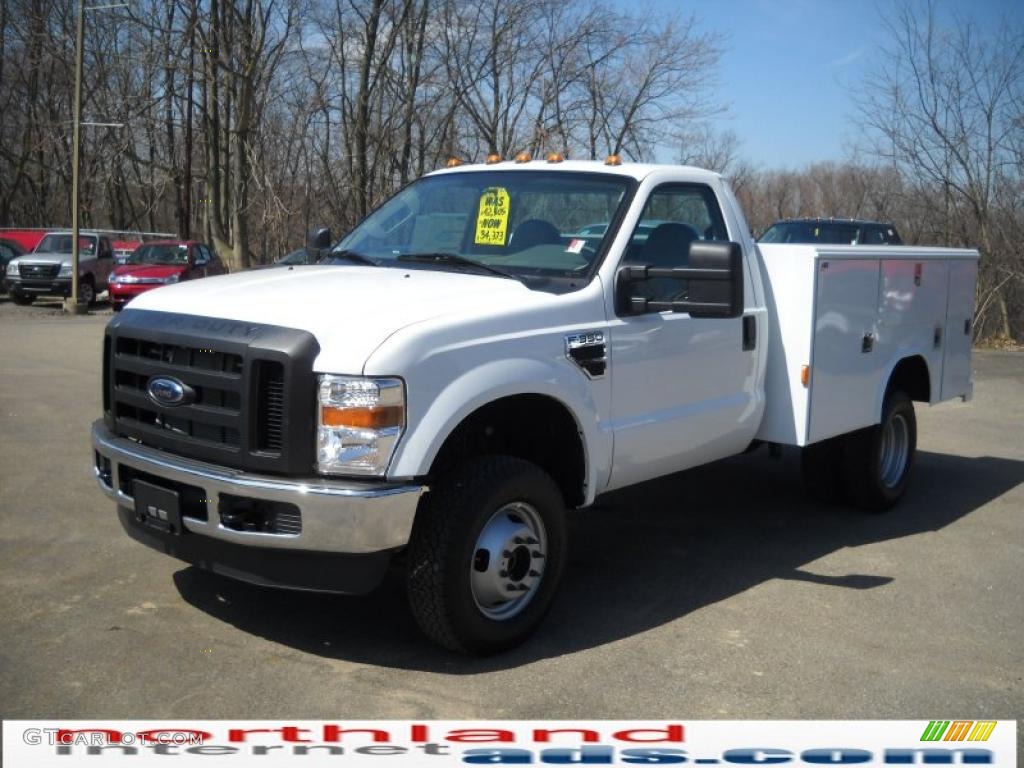 2010 F350 Super Duty XL Regular Cab 4x4 Chassis - Oxford White / Medium Stone photo #2