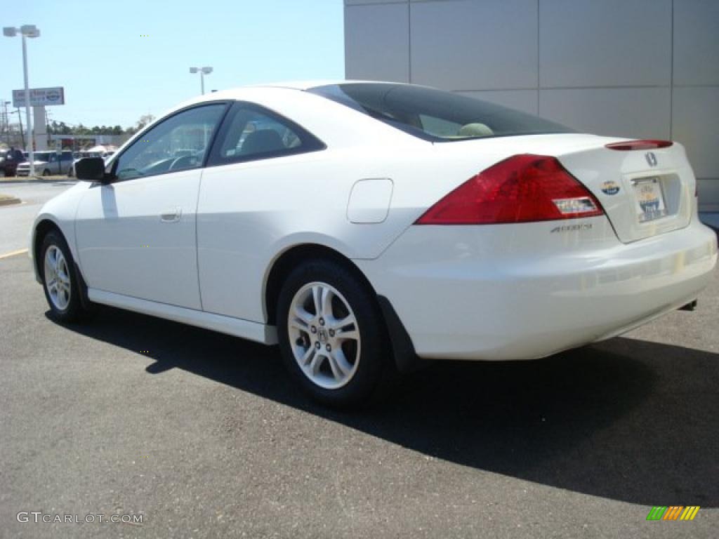 2007 Accord LX Coupe - Taffeta White / Ivory photo #4