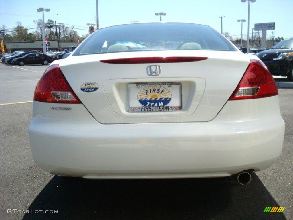 2007 Accord LX Coupe - Taffeta White / Ivory photo #5