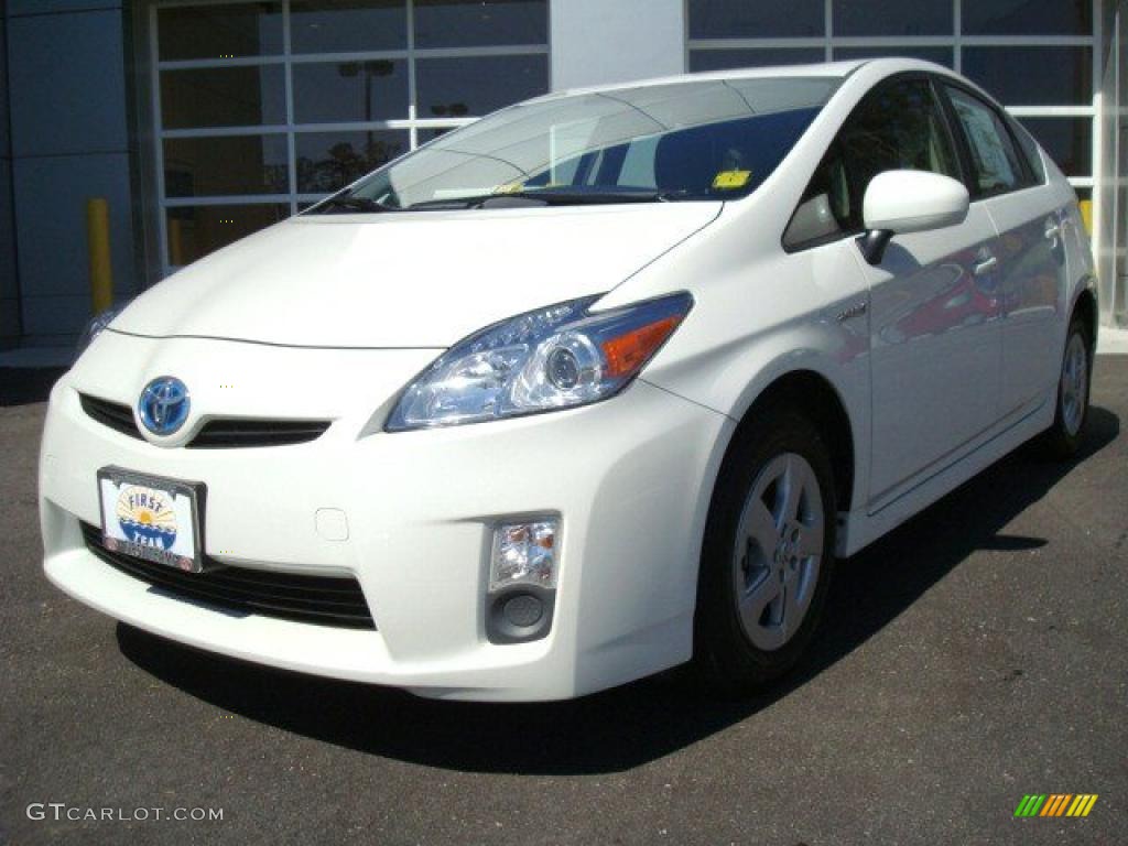 Blizzard White Prius