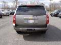 Greystone Metallic - Suburban LT 4x4 Photo No. 5