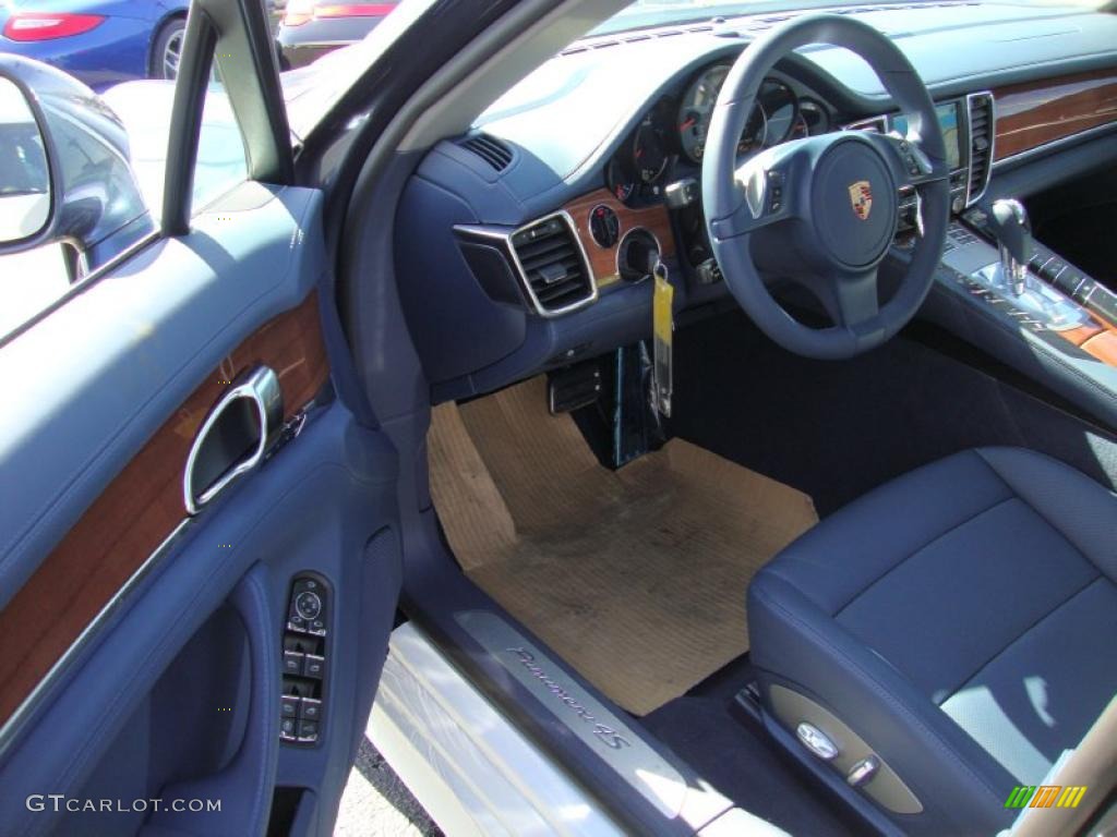 2010 Yachting Blue Metallic Porsche Panamera 4S 27919561
