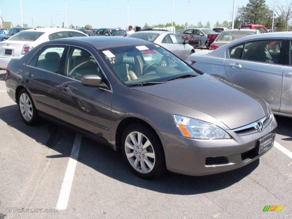 2007 Accord EX-L V6 Sedan - Carbon Bronze Pearl / Ivory photo #1