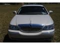 2004 Light French Silk Lincoln Town Car Ultimate  photo #8