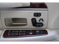 2004 Light French Silk Lincoln Town Car Ultimate  photo #24
