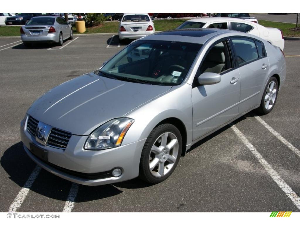 2004 Maxima 3.5 SE - Liquid Silver Metallic / Frost Gray photo #1