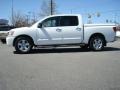 White - Titan SE Crew Cab Photo No. 3
