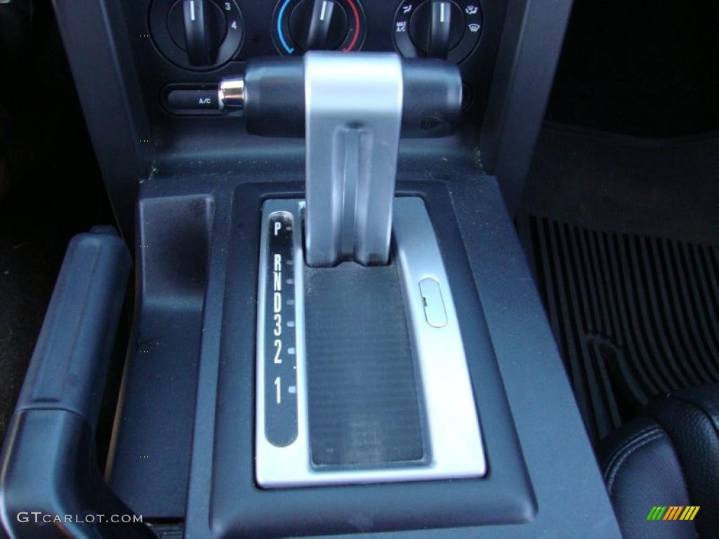 2005 Mustang GT Premium Coupe - Satin Silver Metallic / Dark Charcoal photo #35