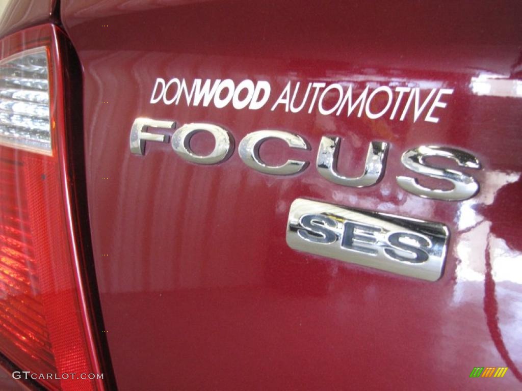 2007 Focus ZX4 SES Sedan - Dark Toreador Red Metallic / Charcoal/Light Flint photo #7