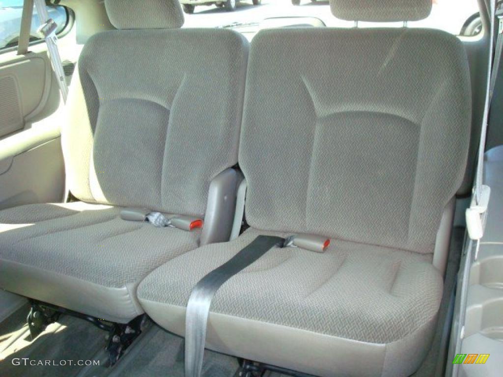 2004 Grand Caravan SE - Deep Molten Red Pearl / Khaki photo #11