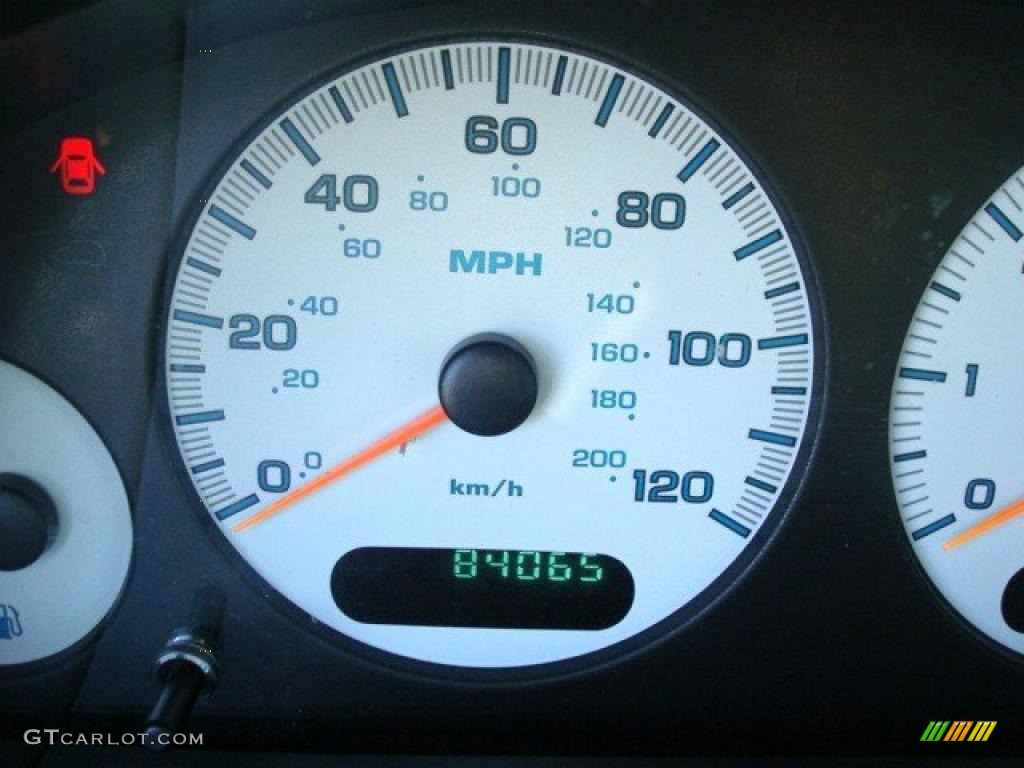 2004 Grand Caravan SE - Deep Molten Red Pearl / Khaki photo #17