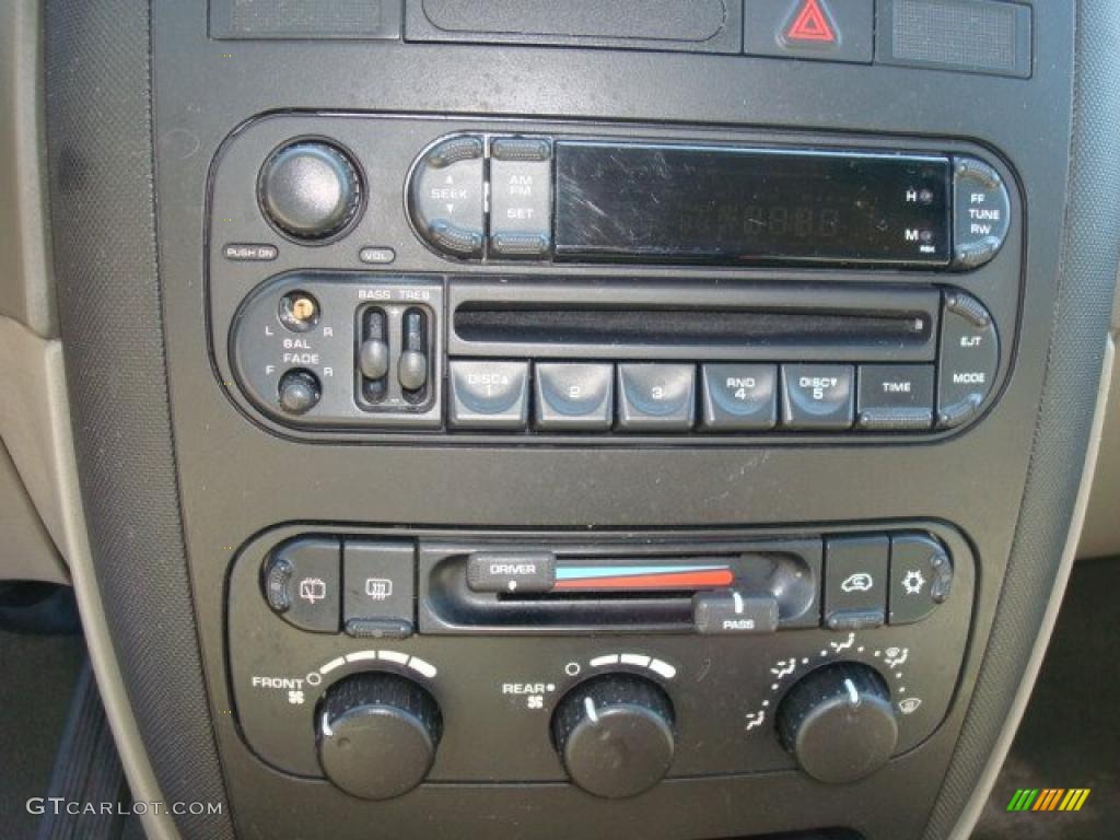 2004 Grand Caravan SE - Deep Molten Red Pearl / Khaki photo #19