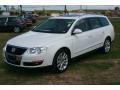 Candy White - Passat Komfort Wagon Photo No. 3