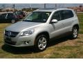 White Gold Metallic - Tiguan Wolfsburg Edition Photo No. 3