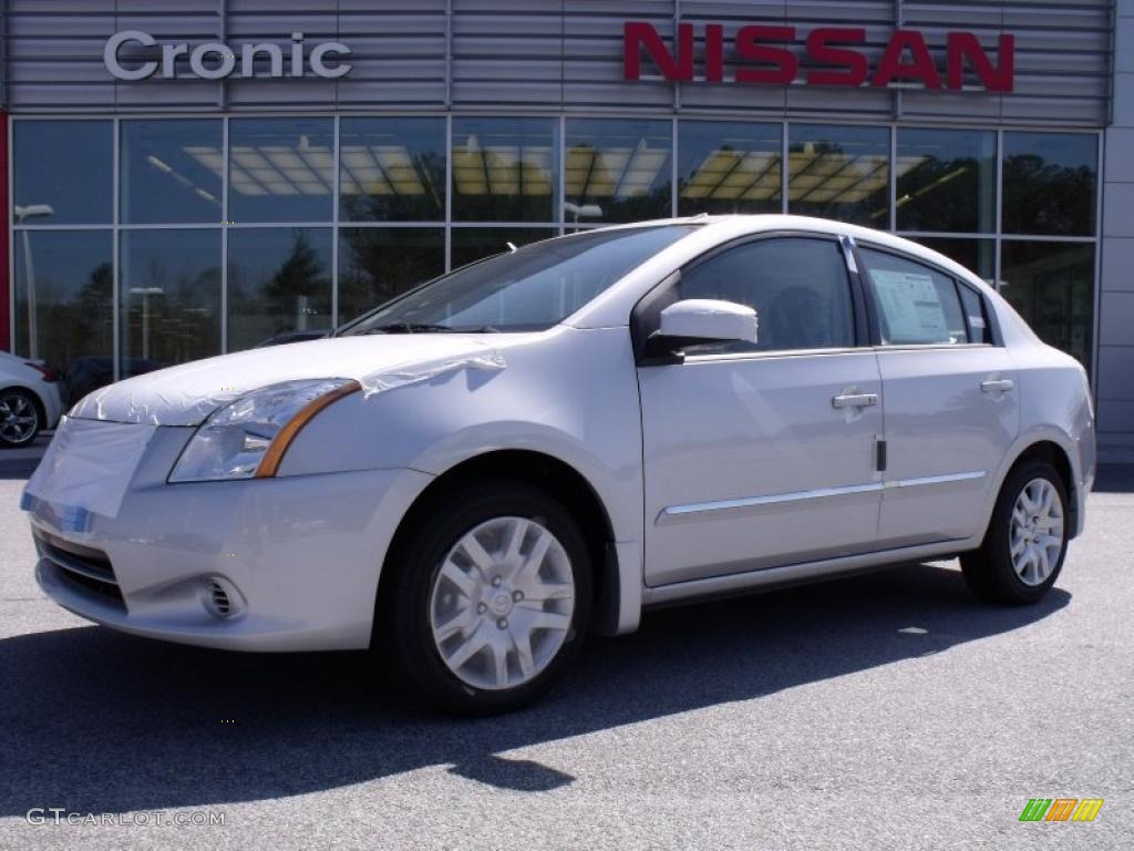 2010 Sentra 2.0 - Brilliant Silver Metallic / Charcoal photo #1