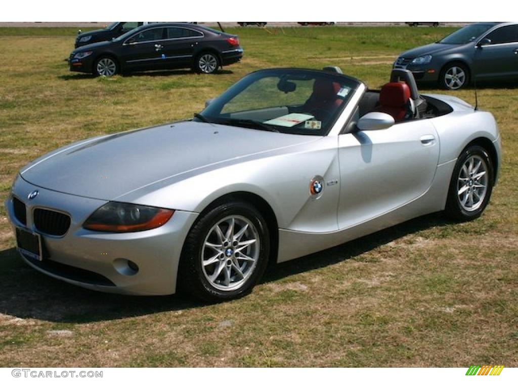 2003 Z4 2.5i Roadster - Titanium Silver Metallic / Red photo #22