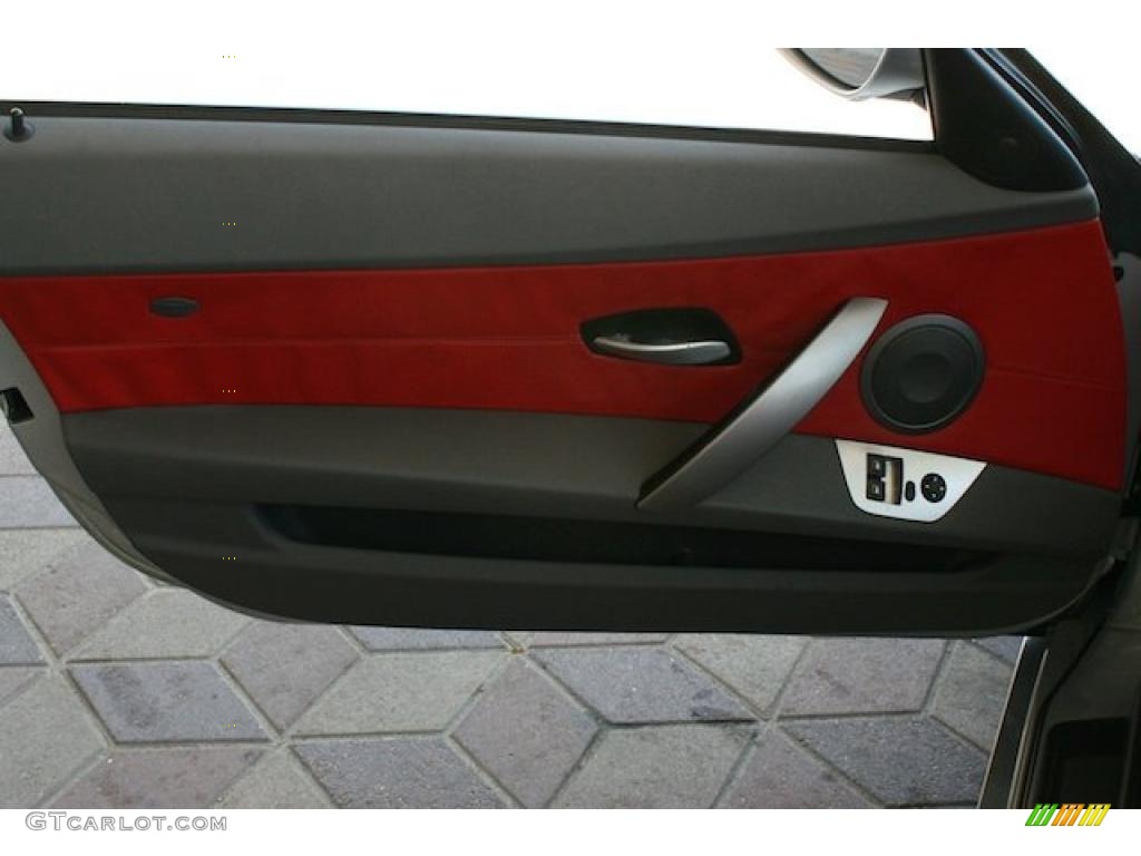 2003 Z4 2.5i Roadster - Titanium Silver Metallic / Red photo #27