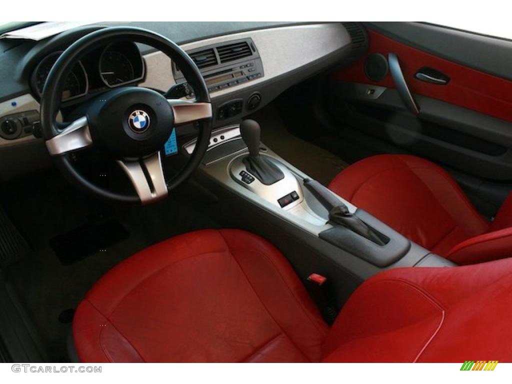 2003 Z4 2.5i Roadster - Titanium Silver Metallic / Red photo #28