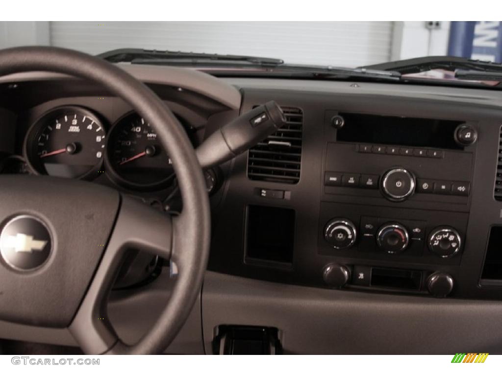 2010 Silverado 1500 Regular Cab 4x4 - Victory Red / Dark Titanium photo #6