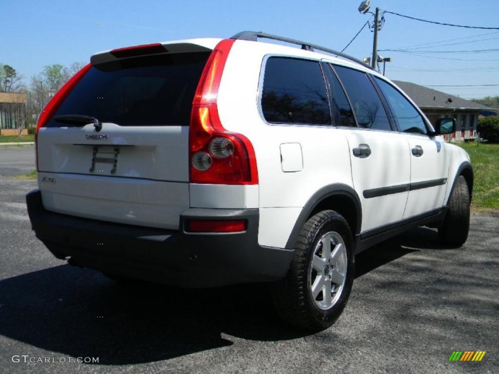 2005 XC90 2.5T - Ice White / Taupe/Light Taupe photo #8