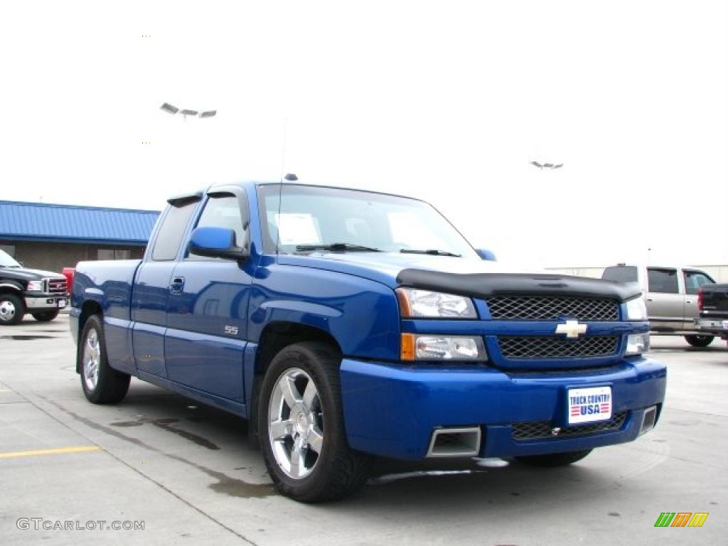 2004 Silverado 1500 SS Extended Cab AWD - Arrival Blue Metallic / Dark Charcoal photo #9