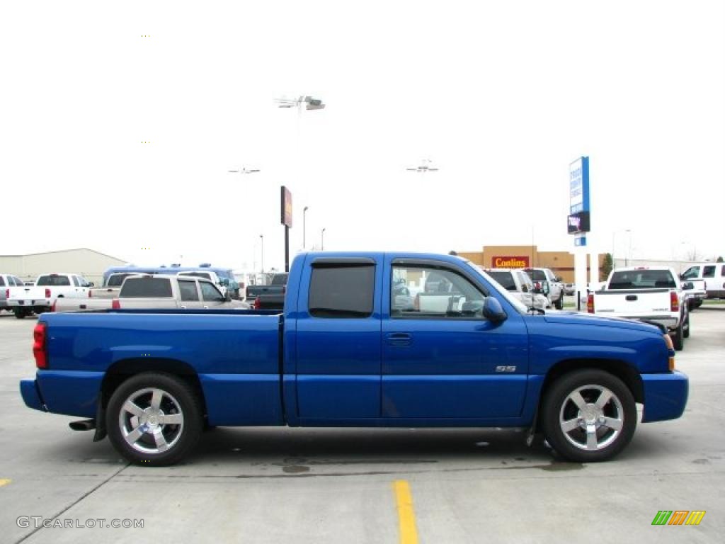 2004 Silverado 1500 SS Extended Cab AWD - Arrival Blue Metallic / Dark Charcoal photo #10