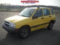 Yellow - Tracker 4WD Hard Top Photo No. 20