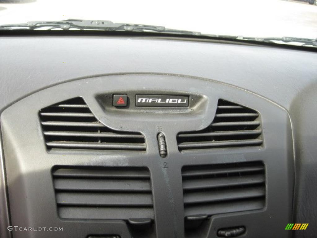 2006 Malibu Maxx LT Wagon - Silverstone Metallic / Ebony Black photo #27