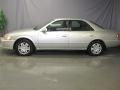 Lunar Mist Metallic - Camry LE Photo No. 2