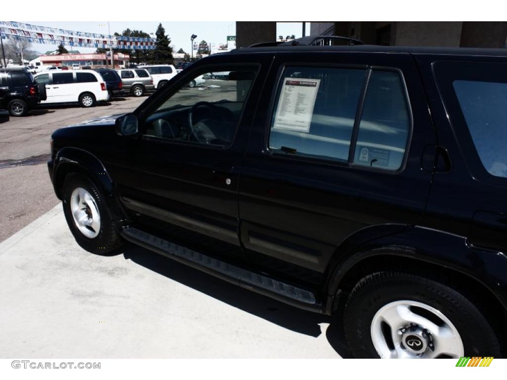 1997 QX4 4x4 - Super Black / Gray photo #23