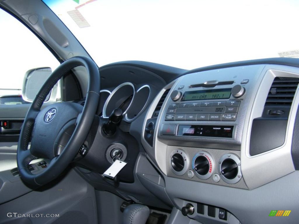 2009 Tacoma V6 TRD Sport Double Cab 4x4 - Silver Streak Mica / Graphite Gray photo #19