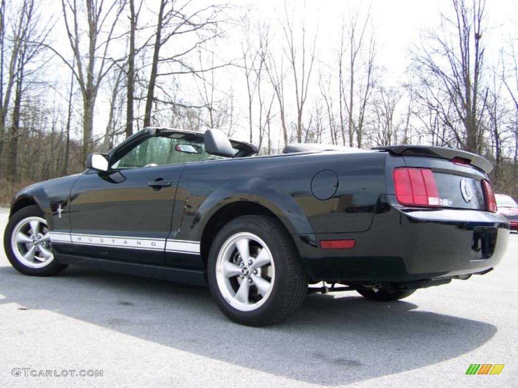 2007 Mustang V6 Premium Convertible - Black / Dark Charcoal photo #11