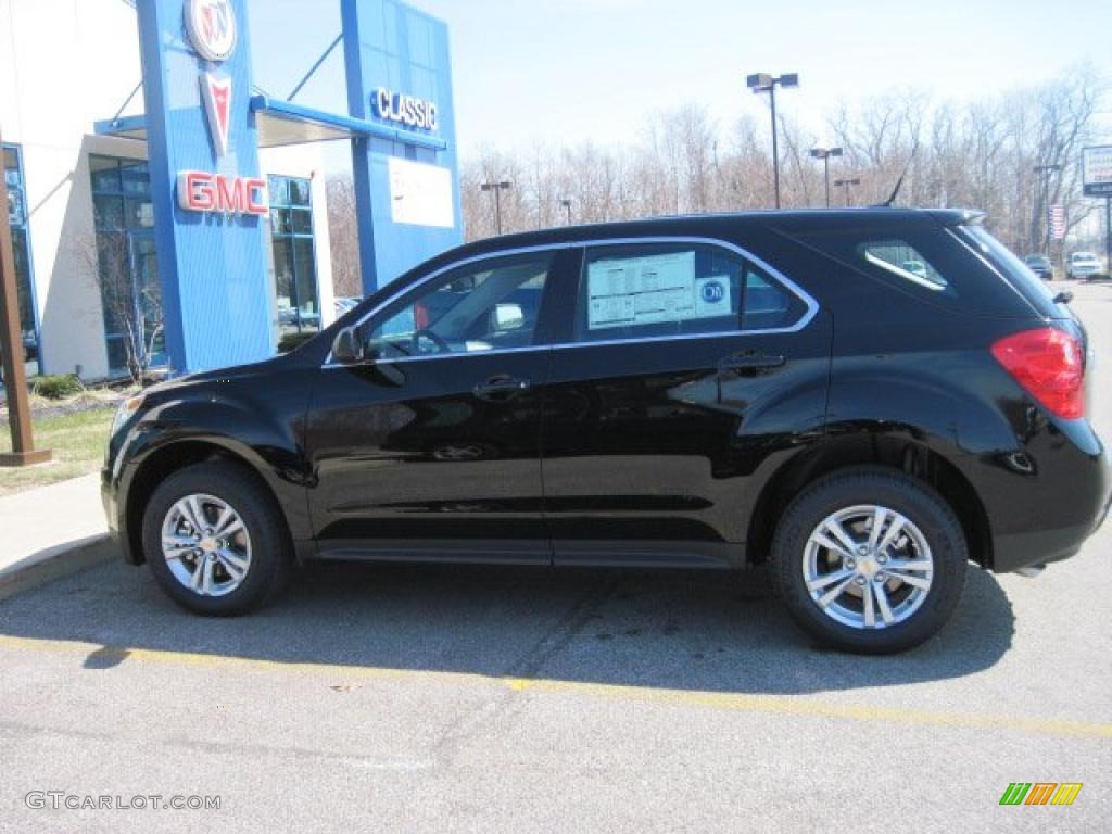 2010 Equinox LS - Black / Jet Black/Light Titanium photo #5