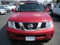Red Brawn - Pathfinder SE 4x4 Photo No. 2