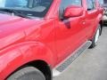Red Brawn - Pathfinder SE 4x4 Photo No. 8