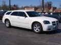 2007 Stone White Dodge Magnum SXT  photo #2