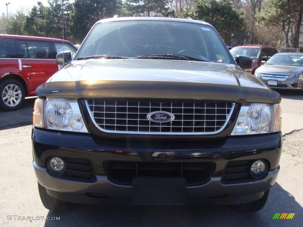 2004 Explorer XLT 4x4 - Black / Gray photo #2