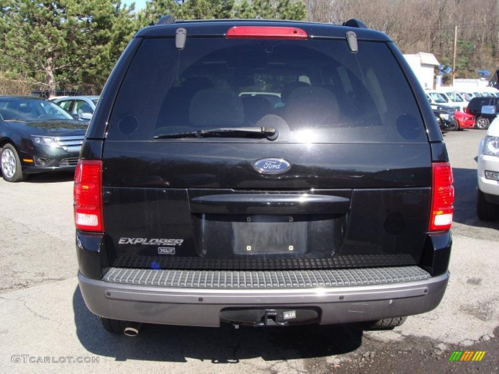 2004 Explorer XLT 4x4 - Black / Gray photo #6