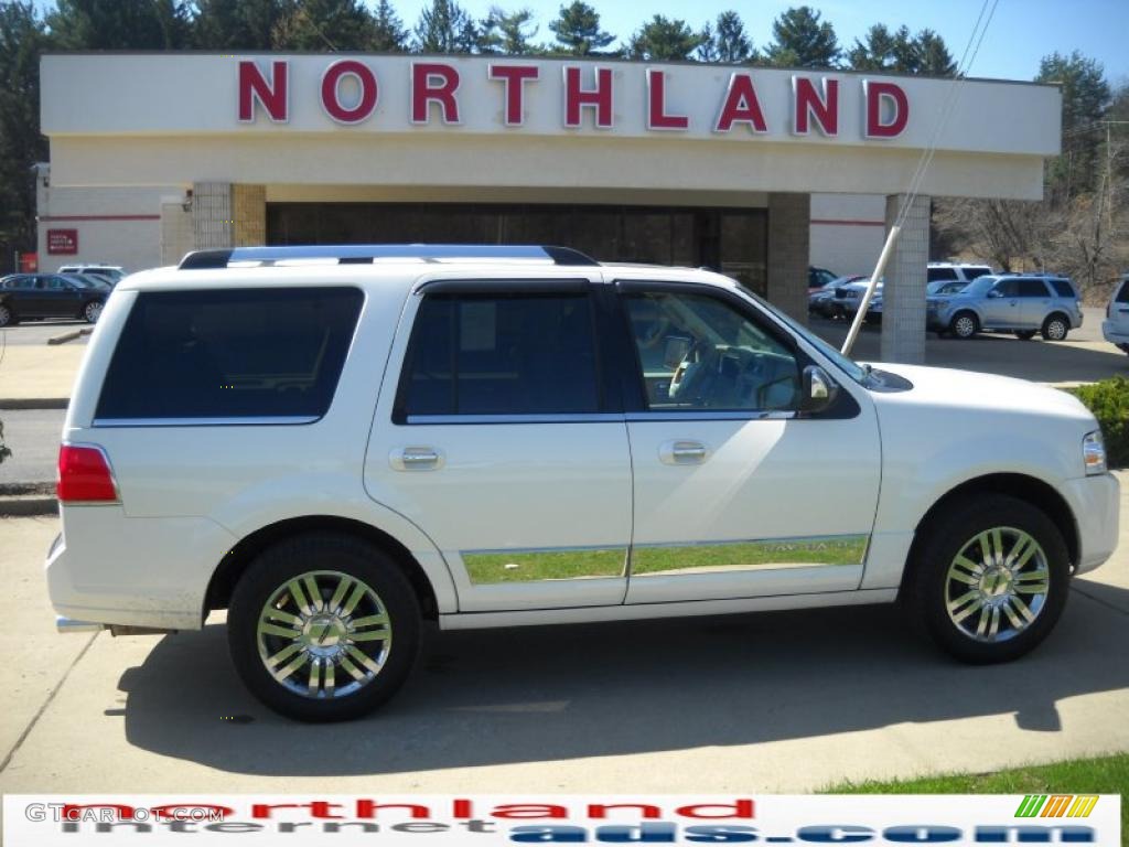 White Chocolate Tri-Coat Lincoln Navigator